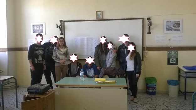 image Βιωματική παρέμβαση στα τρία τμήματα της Τρίτης τάξης του Γενικού Λυκείου Μύρινας από την «Πολιόχνη»