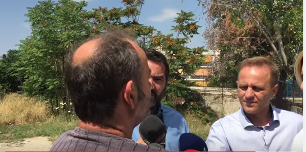 image Σοκ: Από αδέσποτη σφαίρα σκοτώθηκε ο 10χρονος μαθητής στο σχολείο στο Μενίδι (ΒΙΝΤΕΟ)