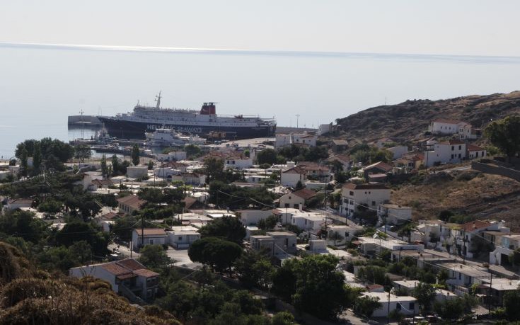 image Άη Στράτης, το νησί που στον 21ο αιώνα κινείσαι μόνο με 4Χ4
