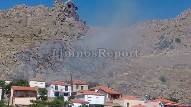 image ΛΗΜΝΟΣ: Φωτιά στο Θάνος – Οι κάτοικοι του χωριού κατάφεραν να απομονώσουν την φωτιά (φωτο)