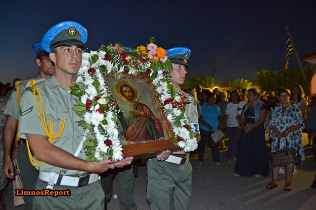 image ΒΙΝΤΕΟ-ΦΩΤΟ: Από την χθεσινή δοξολογία και περιφορά στον Άγιο Σώζων στην Φυσίνη.