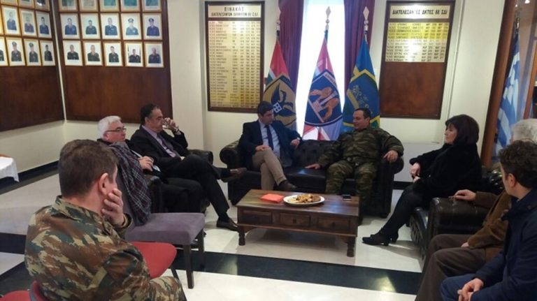 image Λήμνος: Επίσκεψη Αυγενάκη στο Στρατόπεδο «Κουντουριώτη»