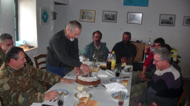 image Εκλεκτοί φίλοι έκοψαν σήμερα την βασιλόπιτα της Παλλημνιακής Μητρόπολης Λήμνου στο Αγρόκτημα “Μητρόπολις” (φωτο)