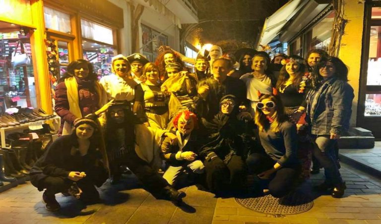 image Ο ΓΑΣ ΜΥΡΙΝΑΣ “ξύπνησε” αποκριάτικα την αγορά της Μύρινας! (φωτο-βίντεο)