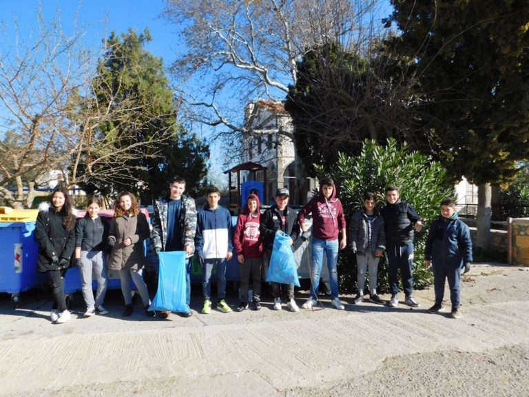 image ΝΟΙΑΖΟΜΑΙ ΚΑΙ ΔΡΩ και απο το Γυμνάσιο Λιβαδοχωρίου (φωτο-βίντεο)
