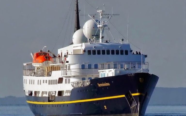 image Πασχαλινός «μποναμάς» στην αγορά της Μύρινας- Έρχεται κρουαζιερόπλοιο