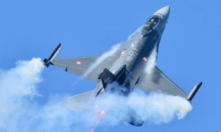 image Τουρκικό F-16 κόντεψε να συντριβεί στη Χίο