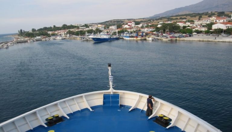 image Βουλευτής Έβρου: Απαίτηση της τοπικής κοινωνίας, αλλά και των θεσμικών φορέων να μπει καράβι για Αλεξ/πολη- Σαμοθράκη-Λήμνο-Μυτιλήνη!