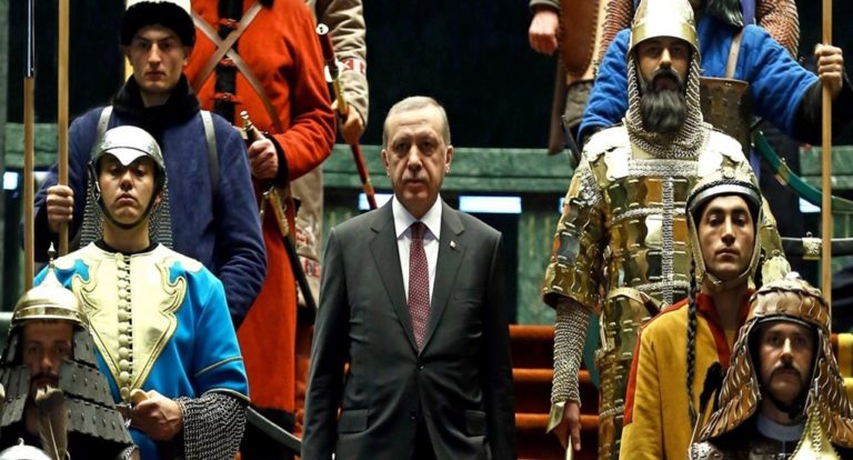 image Στα άκρα η προεκλογική προπαγάνδα Ερντογάν: Στη δημοσιότητα τα απόρρητα κείμενα της Συνθήκης της Λωζάνης