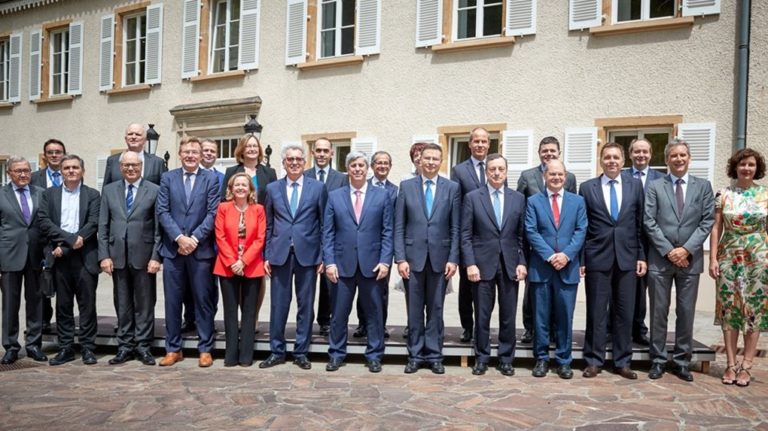image Eurogroup: Κόλλησε στον χρόνο της επιμήκυνσης η κουβέντα – Θα επανέλθουν τη νύχτα