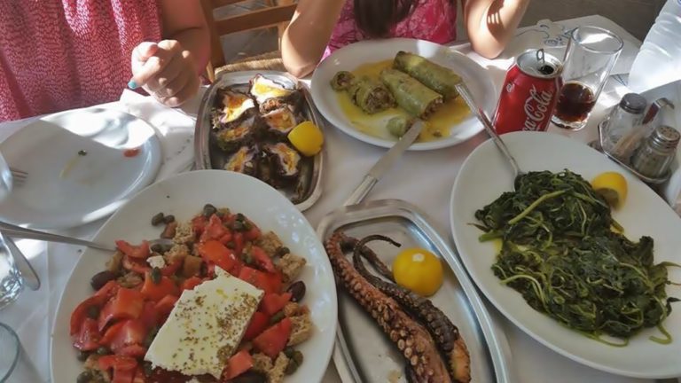 image Ταβερνα «η Μάρθα»: Το Σαββατοκύριακο μας ανοίγει ακόμη περισσότερο η όρεξη για γεύσεις της θάλασσας… και όχι μόνο!