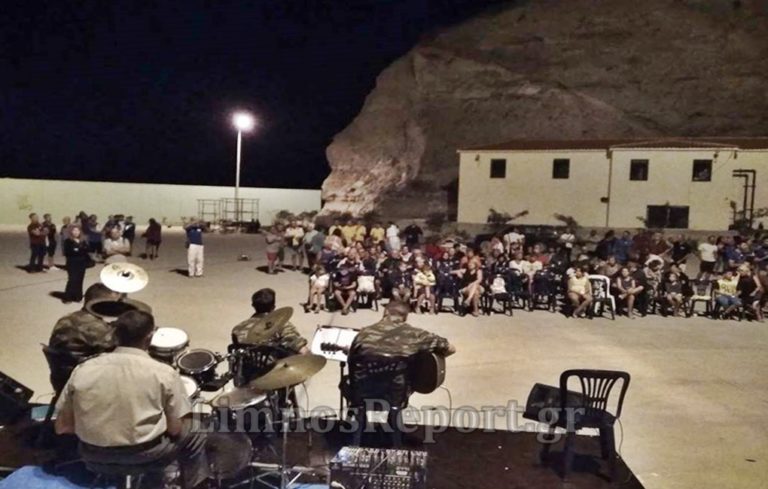 image Φωτογραφίες από την εκδήλωση της Ρεγκάτας Φιλίας στον Άγιο Ευστράτιο – Στήθηκε γλέντι με την την Στρατιωτική Μουσική της 88 ΣΔΙ Λήμνου