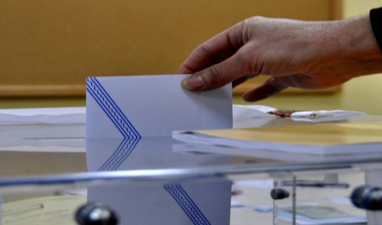 image Εκλογικός νόμος: Αλλάζουν όλα στην Τοπική Αυτοδιοίκηση – Εκλογή δημάρχων και περιφερειαρχών σε ένα γύρο, προαιρετική ηλεκτρονική ψηφοφορία