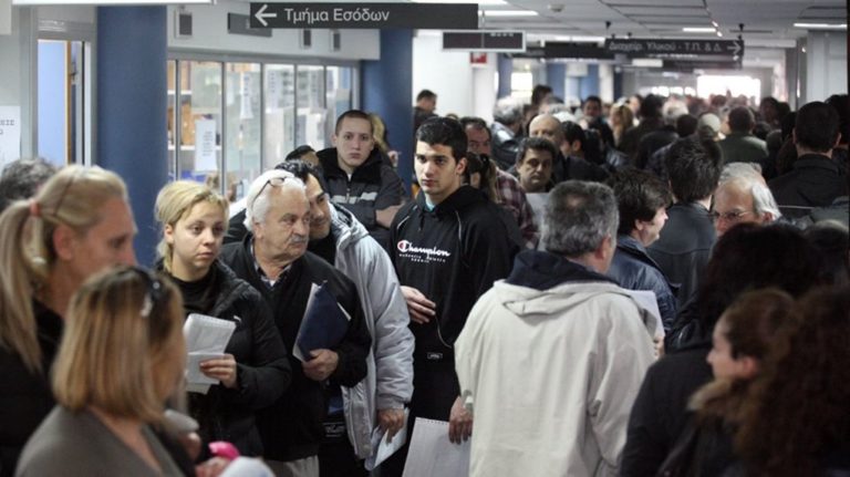 image Μπούμερανγκ για τις συντάξεις η ελάφρυνση των εισφορών για 250.000 ελεύθερους επαγγελματίες
