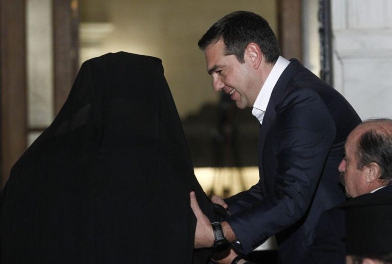 image Τρολάρει το Twitter το «χωρισμό» Κράτους-Εκκλησίας