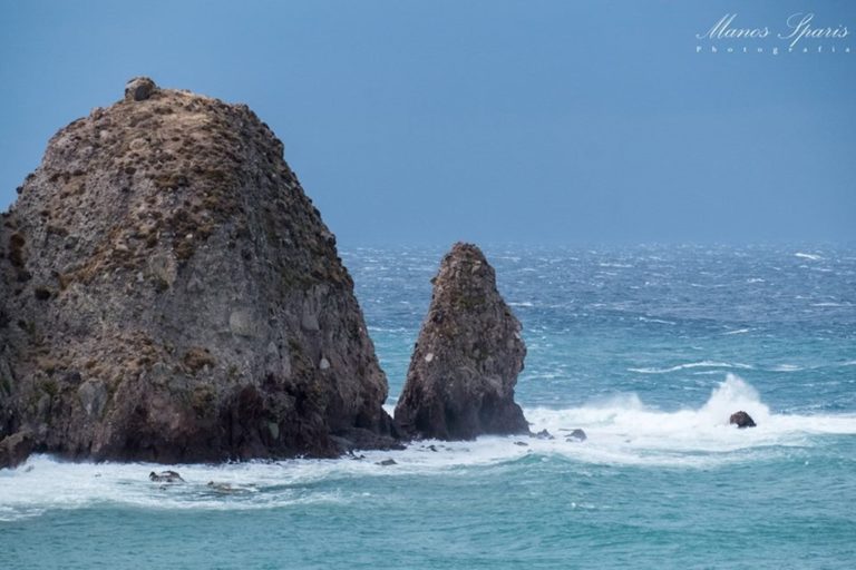 image Καιρός: 39άρια και βοριάδες έως 7 μποφόρ σήμερα – Πότε θα εξασθενήσουν οι άνεμοι