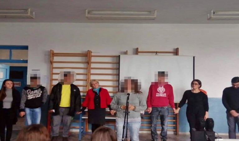 image ΕΕΕΕΚ Ρεπανιδίου & Ειδικό Σχολείο Καλλιθέας Λήμνου: Ελάτε κοντά μας και μην αφήνετε κανέναν να νιώθει μόνος! (φωτο)