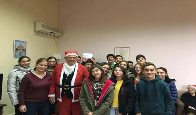 image Χριστουγεννιάτικη γιορτή στο Κέντρο Ημερήσιας Φροντίδας Ηλικιωμένων (φωτο)