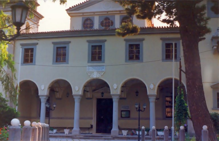 image Αρχιερατικό Μνημόσυνο στη Μνήμη των Ευεργετών της παιδείας Λήμνου