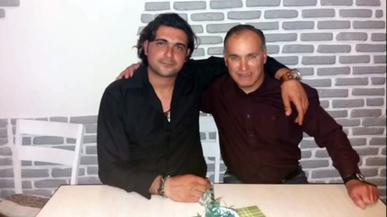 image Αχιλλέας Καλτσούνης- Κωνσταντίνος Μπακλατζής και «Η ζεμπεκιά του μάγκα»!