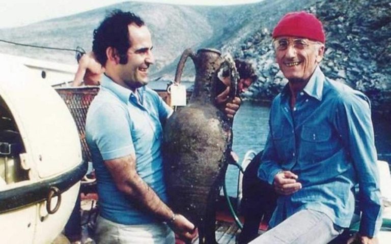 image Ο Ζακ Ιβ Κουστό στην Ελλάδα και η ανακάλυψη του χαμένου «αδελφού» του Τιτανικού (Εικόνες)