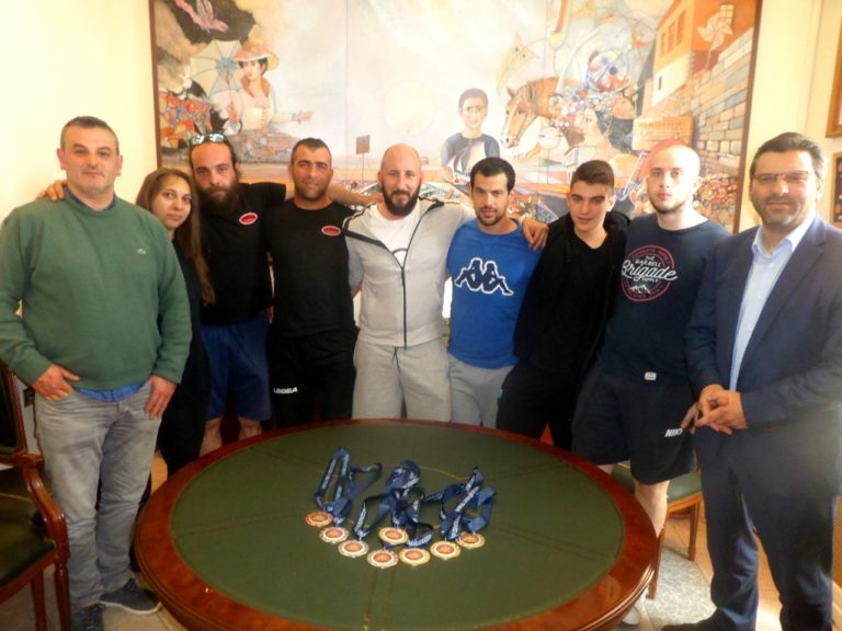 image Ο Δήμαρχος υποδέχθηκε τα χρυσά, τα αργυρά και τα χάλκινα αγόρια και κορίτσια της Λήμνου!
