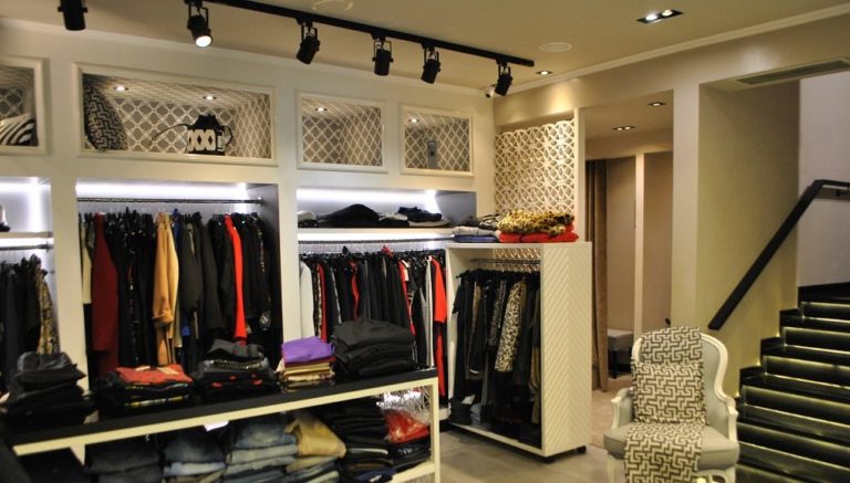 image Lucky women boutique, τελευταίο 10ήμερο εκπτώσεων  -60% έως -70%!