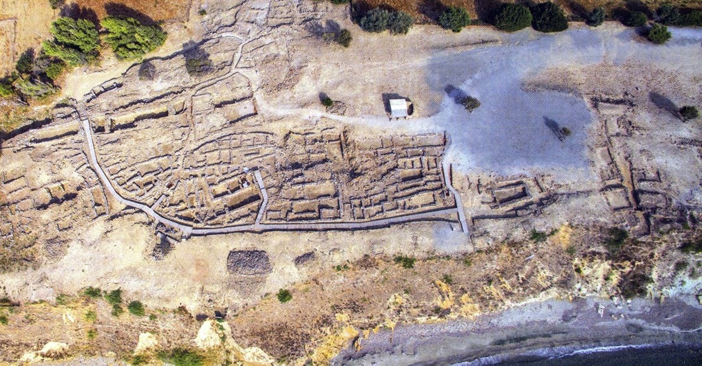 Το αρχαιότερο Βουλευτήριο στον κόσμο Πολιόχνη Λήμνου - LimnosReport.gr ::  Ειδήσεις από τη Λήμνο και το Β. Αιγαίο