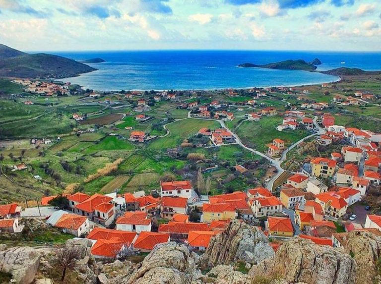 image Στα σκαριά η κυβερνητική ρύθμιση για τη δόμηση στους μικρούς οικισμούς – Εξετάζεται «δημογραφική ρήτρα»