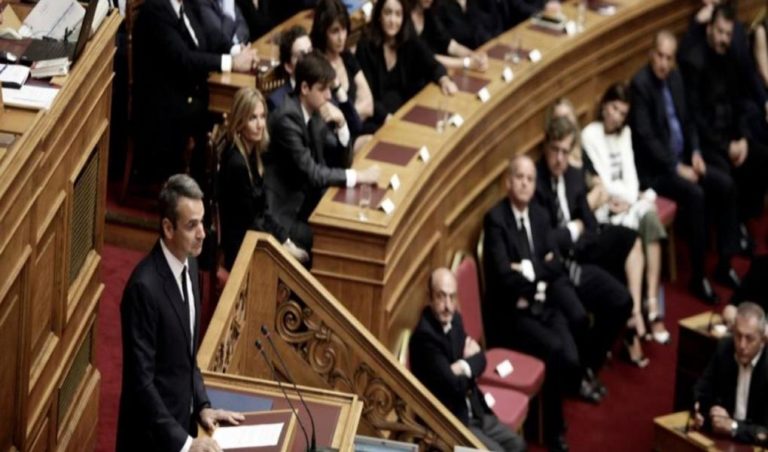 image Συνταγματική Αναθεώρηση: Πέρασαν η ψήφος των αποδήμων και η εκλογή ΠτΔ