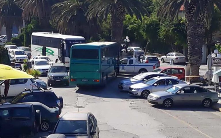 image Έκτακτη ενίσχυση στα αστικά και υπεραστικά ΚΤΕΛ