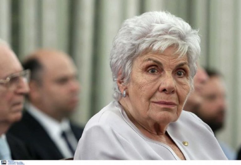 image Κική Δημουλά: Πέθανε η μεγάλη ποιήτρια!
