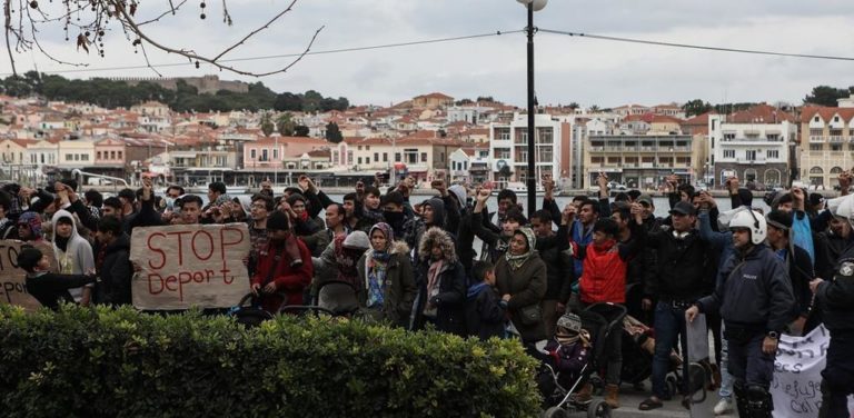 image Βόρειο Αιγαίο: Έκρυθμη η κατάσταση-Σε κατάληψη της Γ.Γ. Αιγαίου προχωρούν κάτοικοι