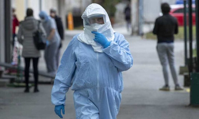image Κρούσματα σήμερα: Καθυστερεί η ανακοίνωση λόγω τεχνικού προβλήματος στον ΕΟΔΥ
