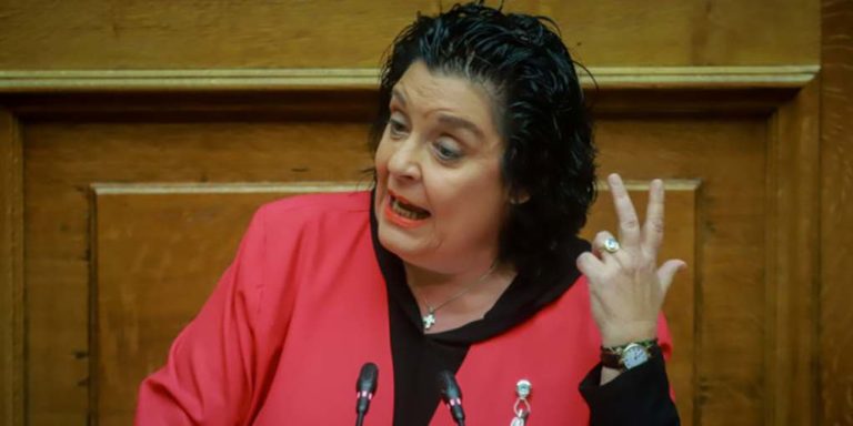 image Λιάνα Κανέλλη: Δεν θα δώσω τον μισθό μου – “Τι λες μωρέ που θα βάλω εγώ πλάτη σε αυτόν που ήταν απέναντί μου;”(βίντεο)