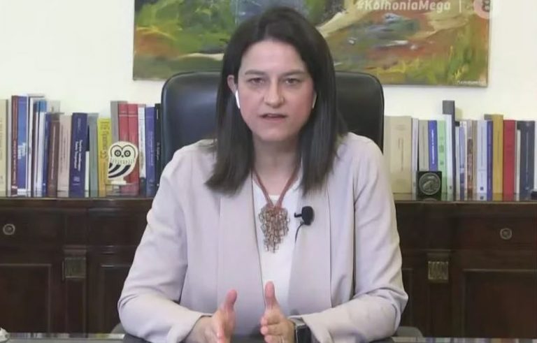 image Κεραμέως στο MEGA: Δε χάνεται η σχολική χρονιά – Τι θα γίνει με τις πανελλαδικές