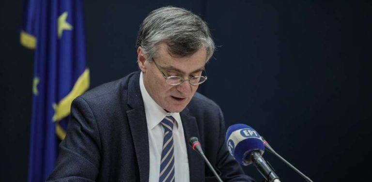image Τσιόδρας: Χωρίς τον εμβολιασμό θα είχαμε 8.400 νεκρούς παραπάνω (βίντεο)