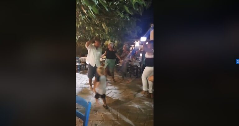 image O Γιώργος Μητσικώστας στη Λήμνο χορεύει Κεχαγιάδικο! (βίντεο-φωτο)