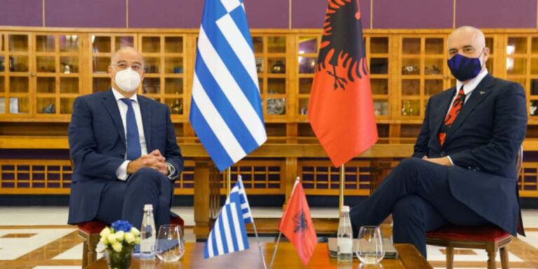 image Ελλάδα-Αλβανία συμφώνησαν να πάνε στη Χάγη για τις θαλάσσιες ζώνες