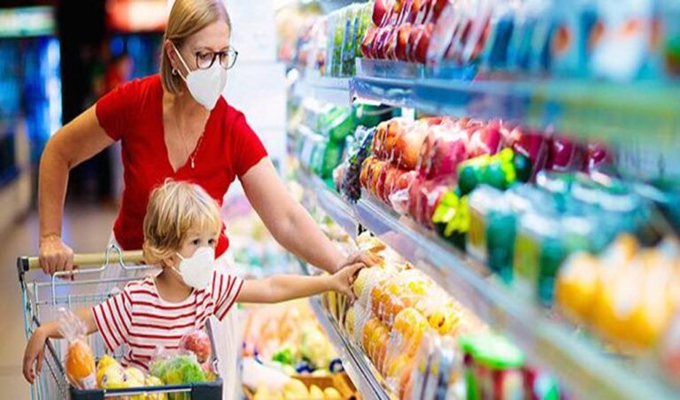 image Δημοσκόπηση: Το 17% των Ελλήνων πιστεύουν πως η μάσκα δεν προστατεύει από τον κορωνοϊό