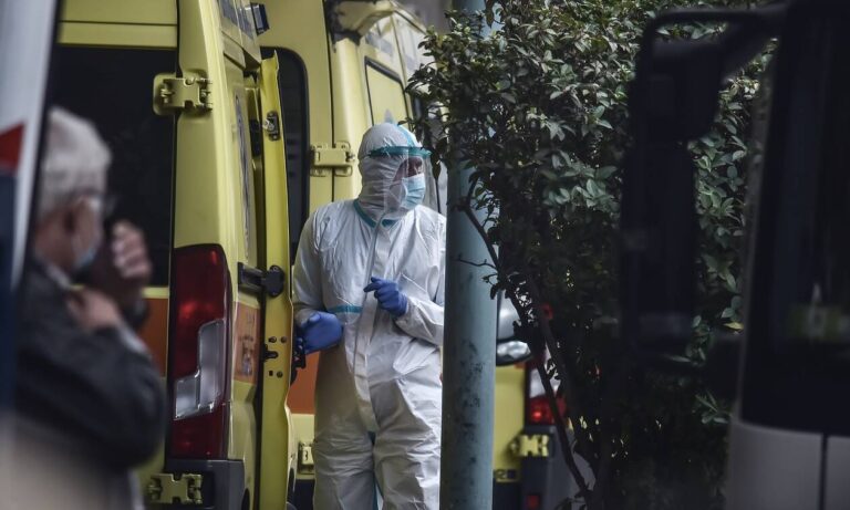 image Έκτακτο Δώρο Χριστουγέννων: 13ος μισθός σε υγειονομικούς και Πολιτική Προστασία – Ποιοι εντάσσονται, ποιοι εξαιρούνται
