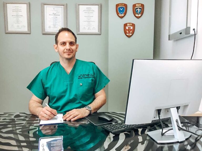 image Βασίλειος Φ. Καλύβας: Γυναικεία Ακράτεια Ούρων-Μορφές και θεραπευτικές επιλογές