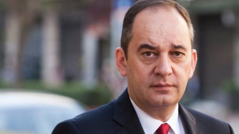 image Το Επιμελητήριο Λέσβου  σε Πλακιωτάκη: “πληρώστε άμεσα το Μεταφορικό Ισοδύναμο….ανοίξτε την πλατφόρμα για το 2022”.