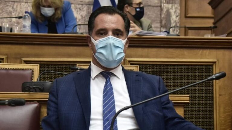 image Επίθεση με γκαζάκια στο πολιτικό γραφείο του Άδωνι Γεωργιάδη – «Γίνομαι στόχος για 20η φορά»
