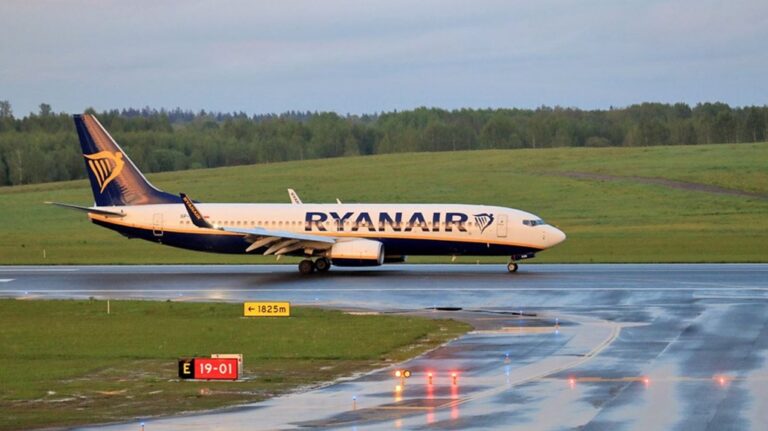 image Η Ryanair από τον Μάιο του 2025 πετάει από Λήμνο για Αθήνα και Θεσσαλονίκη με 35€!(Φώτο)