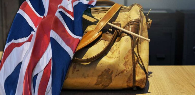 image Τουρισμός: Προς άρση η καραντίνα των Βρετανών