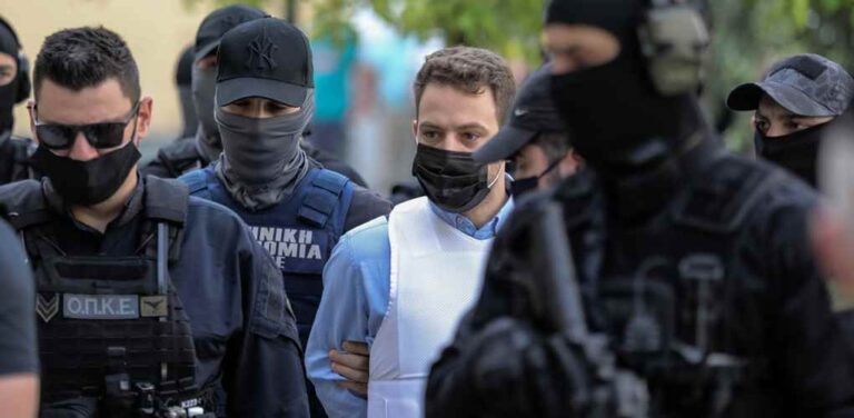 image Γλυκά Νερά – Κυνικός ο 32χρονος συζυγοκτόνος: Άντε να τελειώνουμε, να ασχοληθώ με το παιδί (βιντεο)