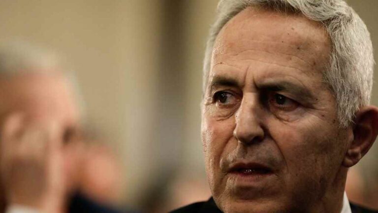 image Νέο Υπουργείο: Στο τιμόνι της Πολιτικής Προστασίας ο πρώην υπουργός του ΣΥΡΙΖΑ Ευάγγελος Αποστολάκης