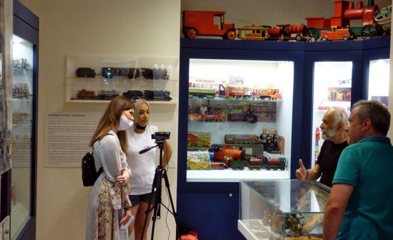 image Λήμνος – Ταξίδι στον μαγικό κόσμο των παιχνιδιών! (βίντεο)