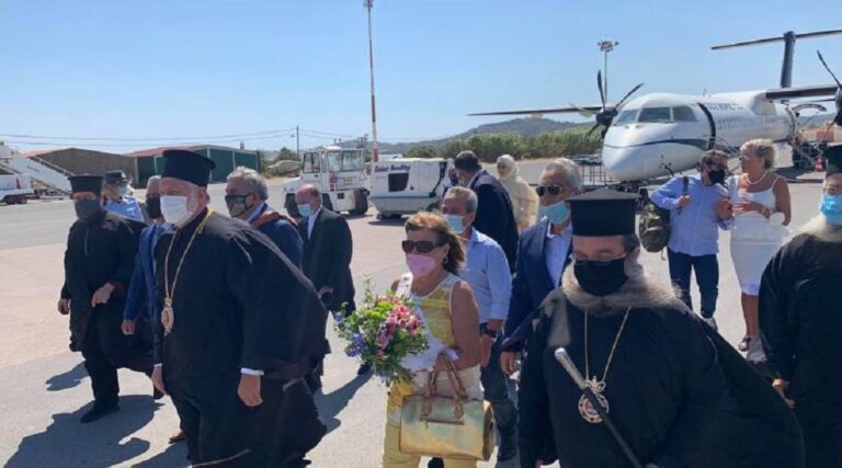 image Τον Αρχιεπίσκοπο Αμερικής κ. Ελπιδοφόρο υποδέχθηκε ο Περιφερειάρχης Κ. Μουτζούρης στην Χίο.